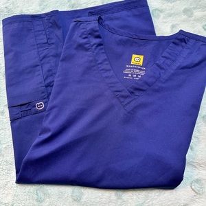 WonderWink Women's Wonderwork V-Neck Scrub Top